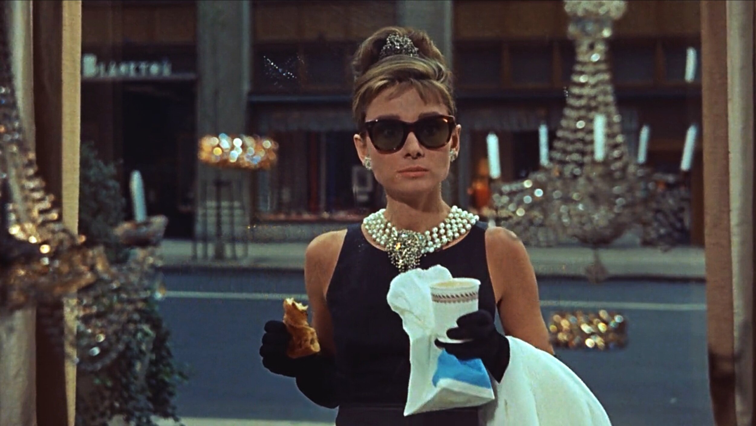 Clube do Filme do Livro | Bonequinha de luxo