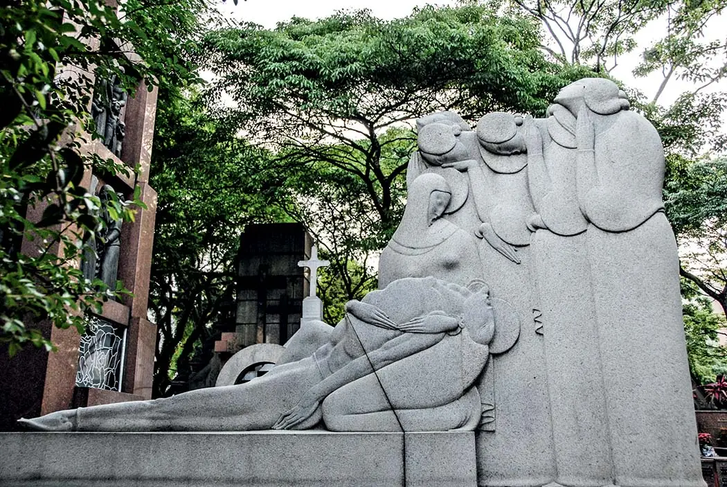 Cemitério da Consolação e a imaginação do Brasil Moderno 